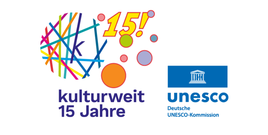 Logo zum Jubiläum mit bunten Kreisen und einer großen 15 und dem Logo der deutschen UNESCO-Kommission